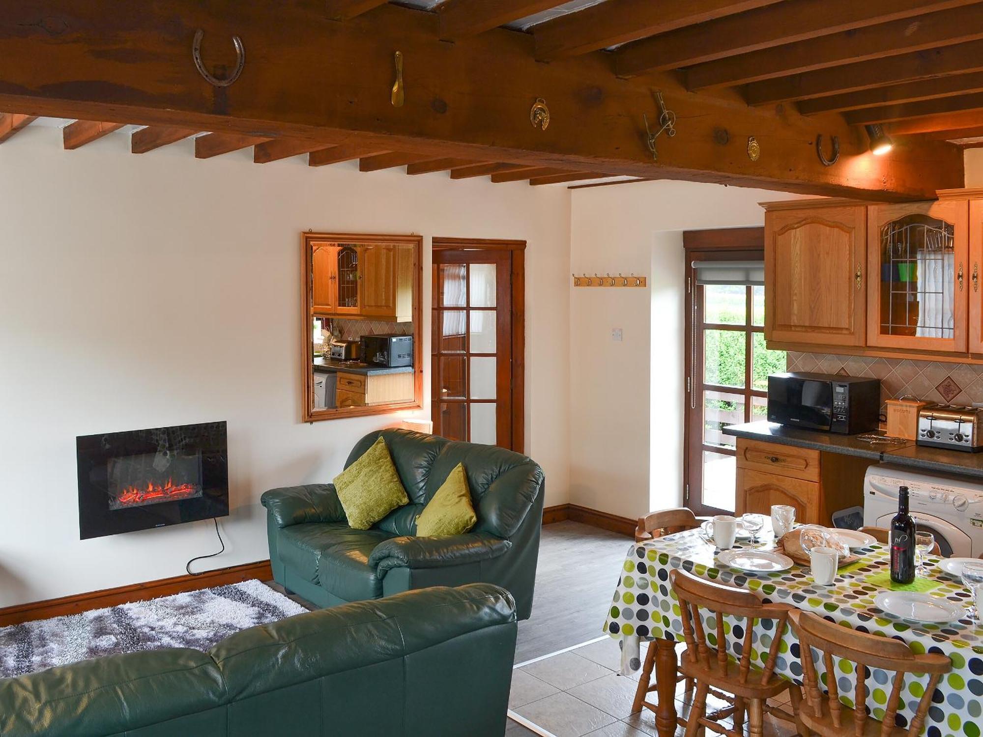 Hen Stabl - 16983 Villa Brynsiencyn Luaran gambar